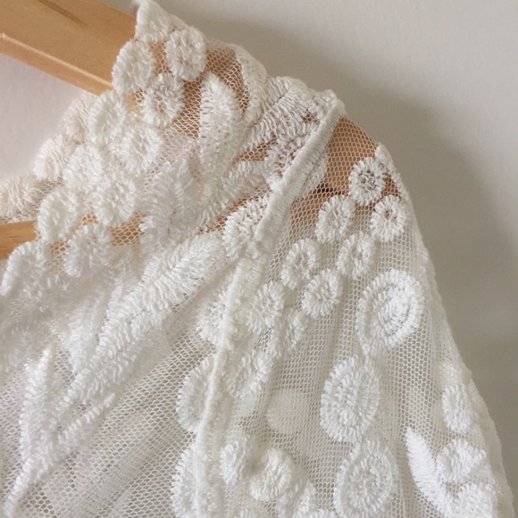 Crochet Mesh Boho Blouse - Picture 4 of 6